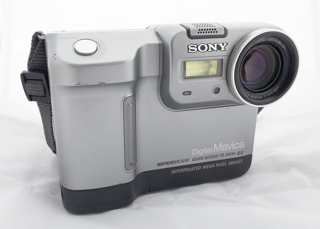 Sony Mavica FD83